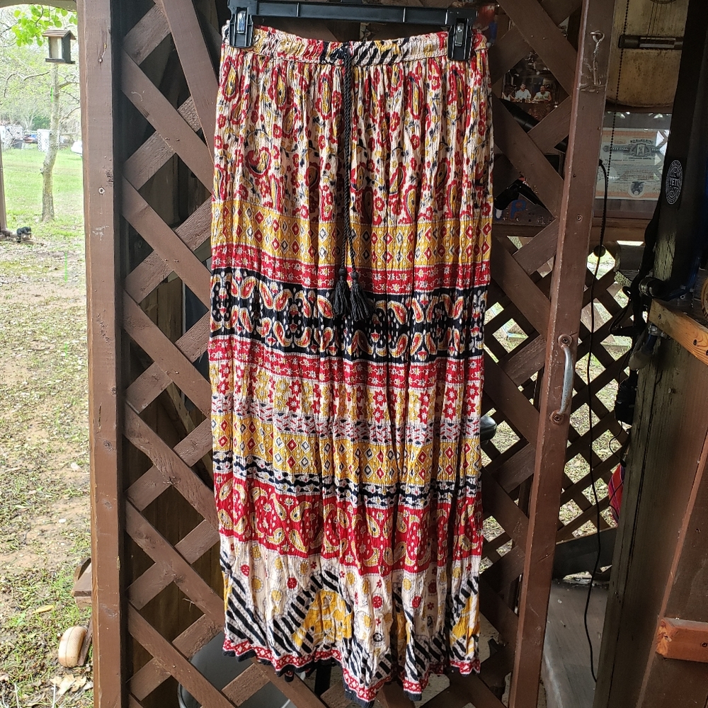 Forever 21 Women's Skirt